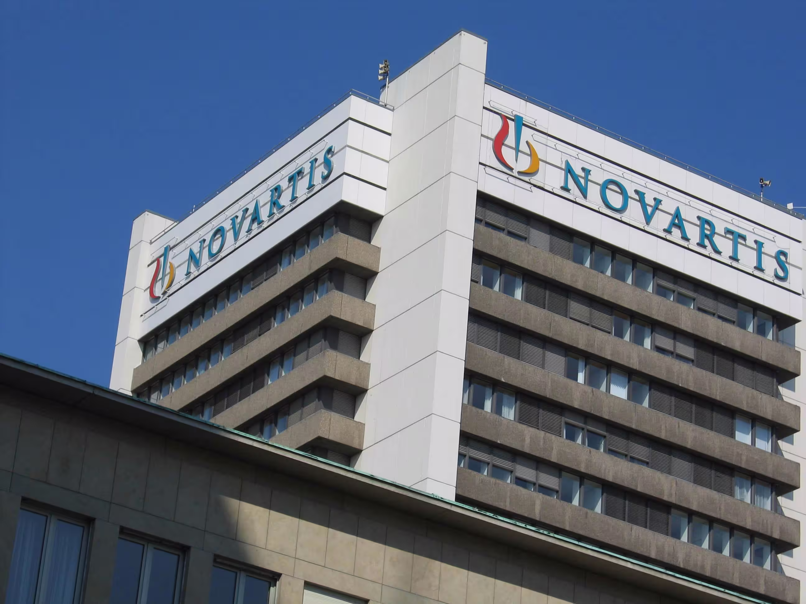 Le patron de Novartis critique l'inéquité des coûts d'innovation