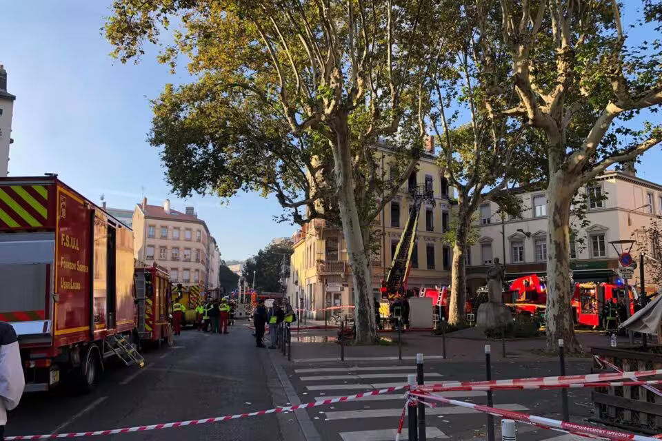Un homme en fauteuil roulant tué à l’arme blanche à Lyon
