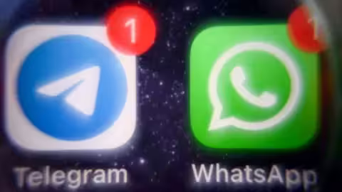 Depuis des années, WhatsApp et Telegram sont les moyens les plus populaires pour les Russes de rester connectés
