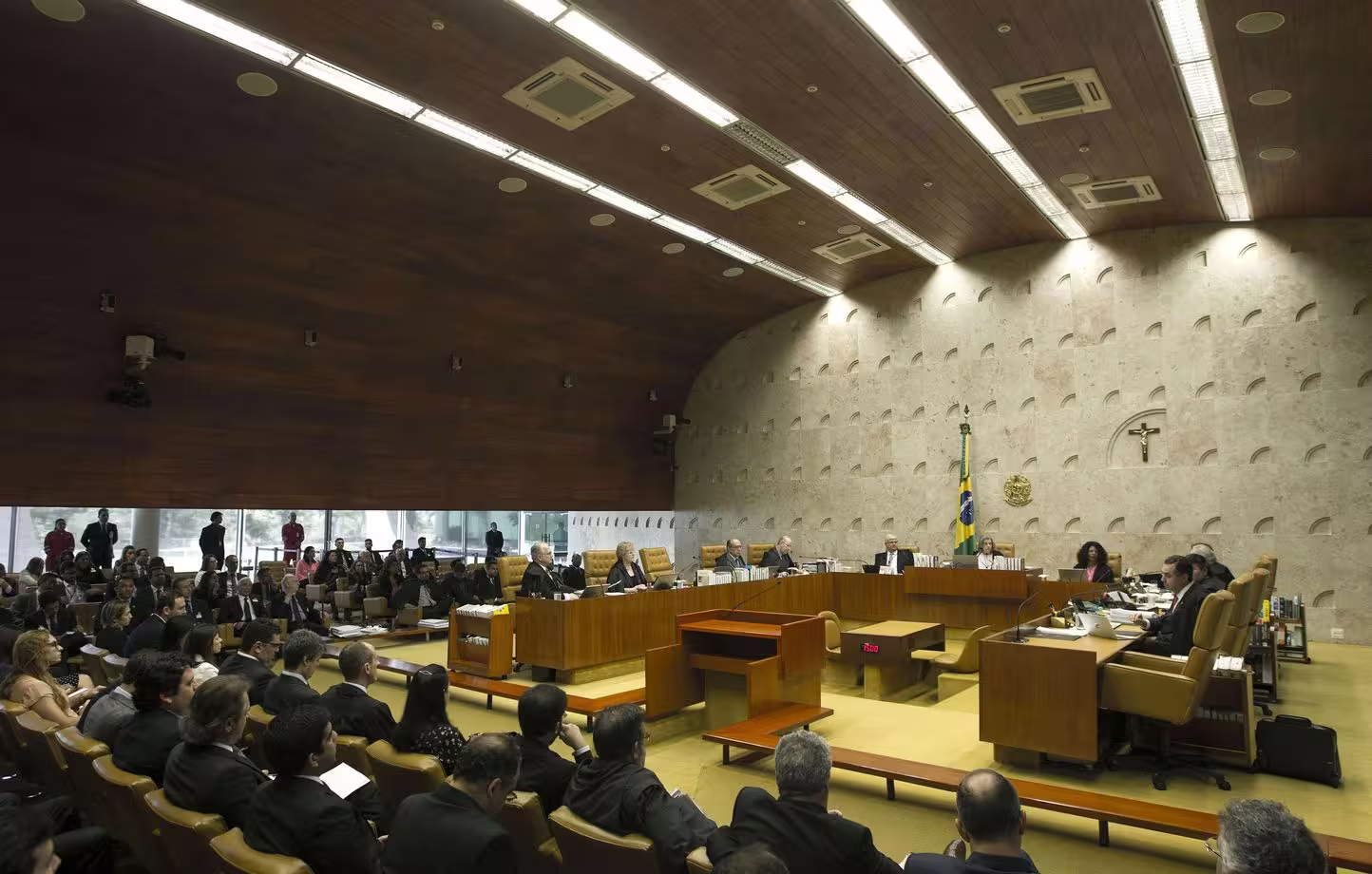 Bolsonaro risque une longue peine de prison pour coup d'État