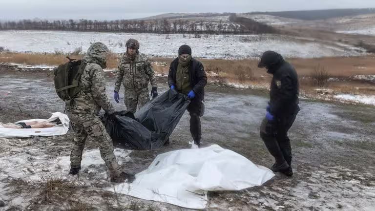 Stigmatisation des soldats ukrainiens morts de manière inappropriée.