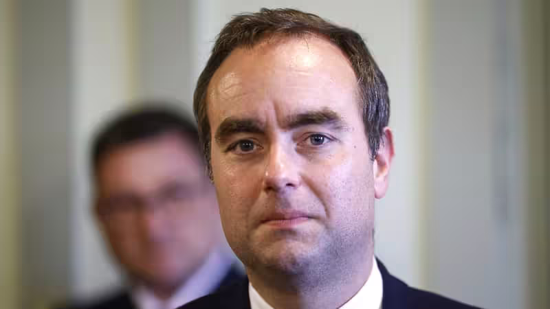 Macron nommera le nouveau premier ministre français dans 48 heures
