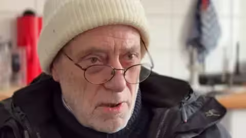 Reinhold a dormi dans un bonnet de laine pour se réchauffer la nuit.